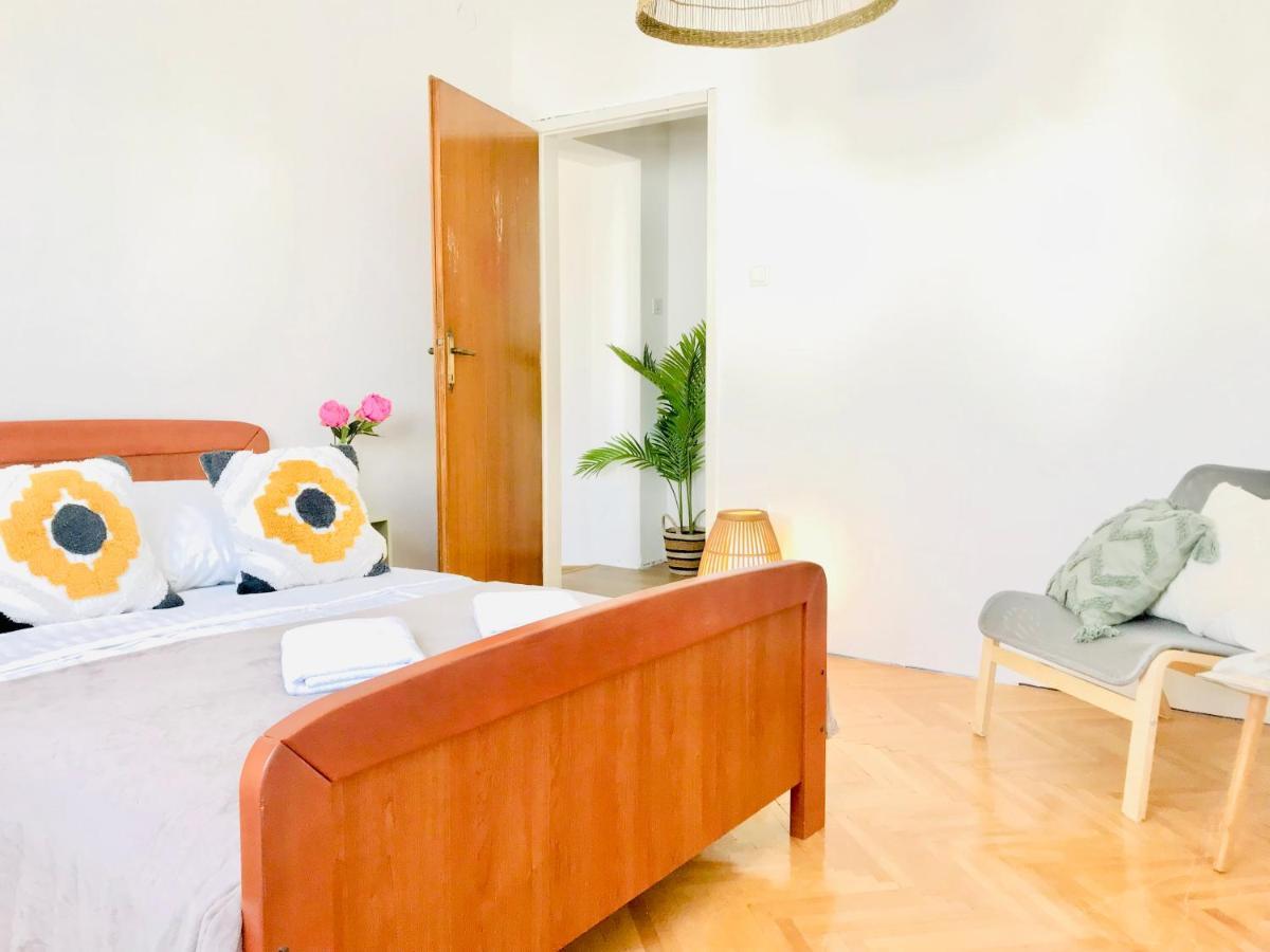 Apartmani-Okrug Gornji-Ciovo Трогир Екстериор снимка